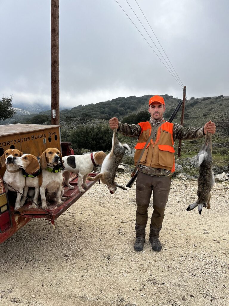 Κώστας Τζωρτζάτος: Πάθος και γνώση για τα Beagle - φωτογραφία 10