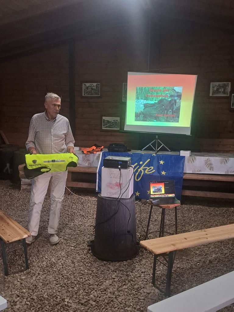 Ειδικά γιλέκα προστασίας κυνηγετικών σκύλων από επιθέσεις λύκος πρόγραμμα LIFE FACE othireutis